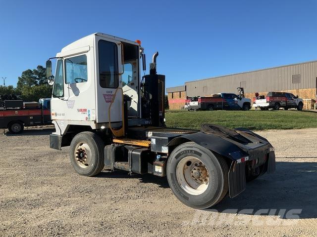 Kalmar Ottowa Terminālie traktori