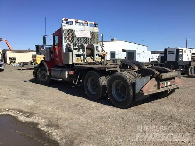 Kenworth  Evakuators ar manipulatoru