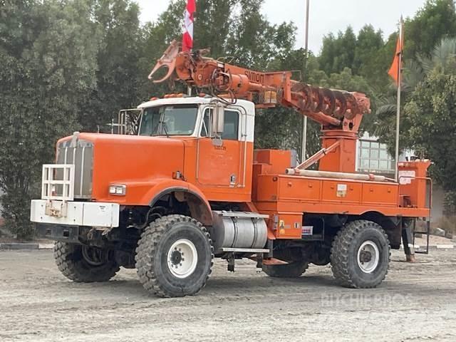 Kenworth C500 Mobilās urbšanas platformu automašīnas