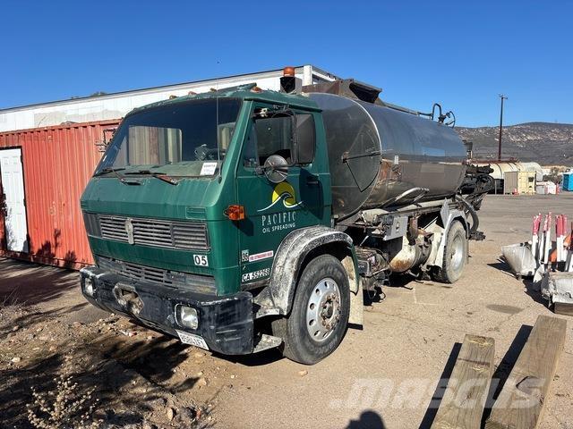 Kenworth K300 Būvniecība- Citi