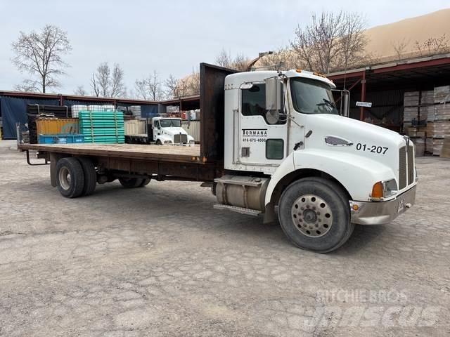Kenworth T300 Platformas/izkraušana no sāniem