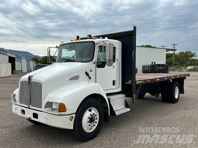 Kenworth T300 Pašizgāzējs