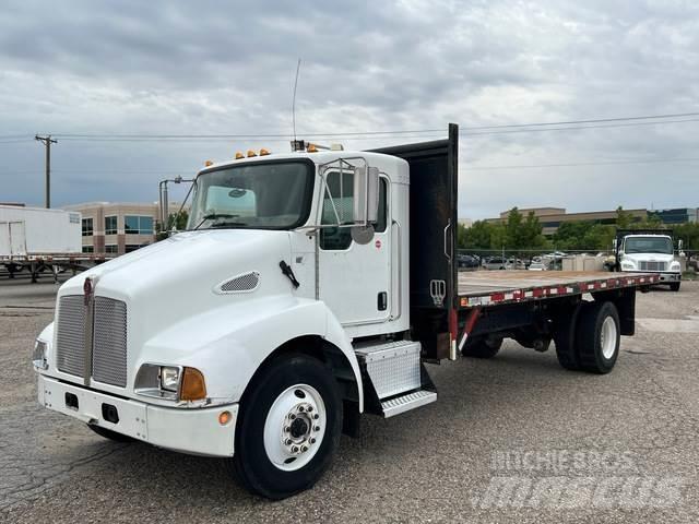 Kenworth T300 Pašizgāzējs