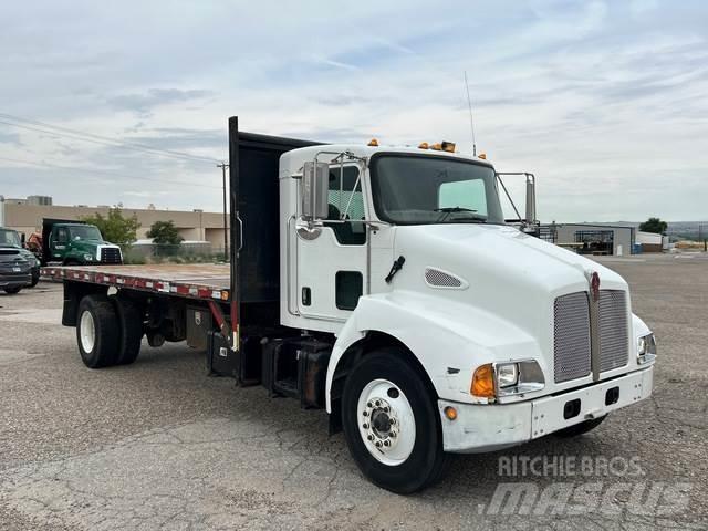 Kenworth T300 Pašizgāzējs