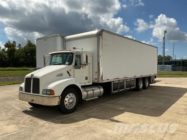 Kenworth T300 Furgons