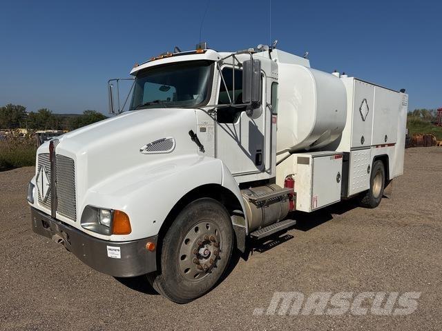 Kenworth T300 Autocisterna