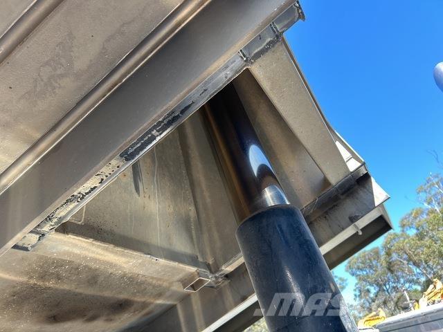 Kenworth T359 Pašizgāzējs