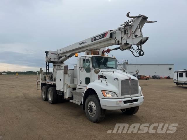 Kenworth T370 Mobilās urbšanas platformu automašīnas