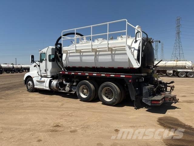 Kenworth T660 Kombinētās vakumsūkņa mašīnas