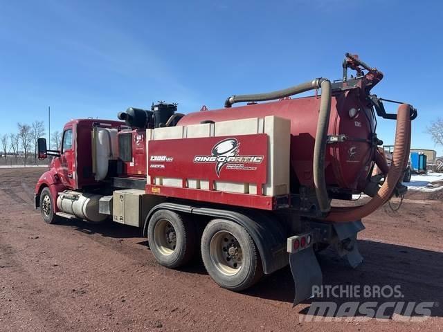 Kenworth T680 Kāpurķēžu ekskavatori