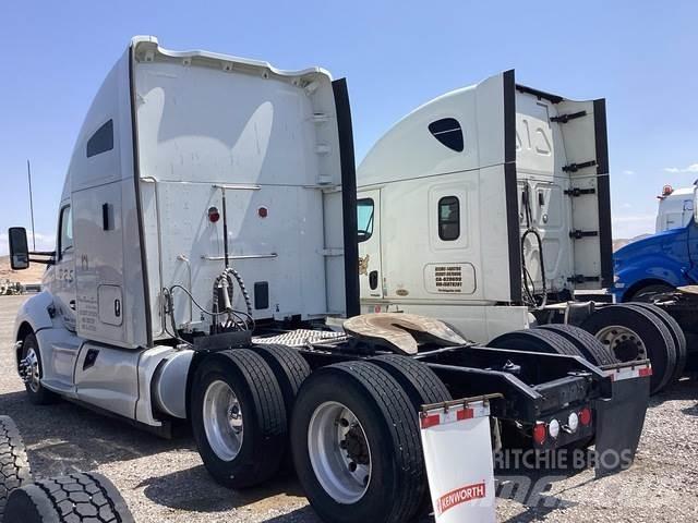 Kenworth T680 Vilcēji