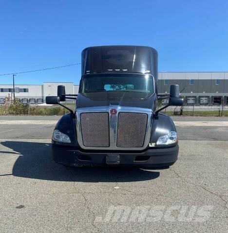 Kenworth T680 Vilcēji