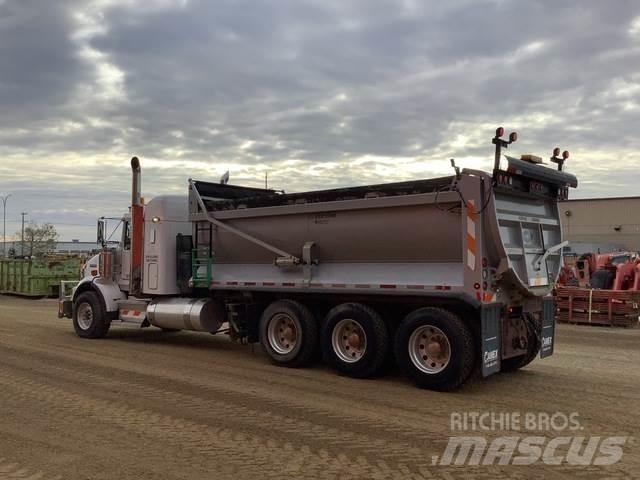 Kenworth T800 Pašizgāzējs