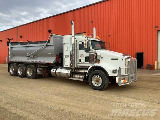 Kenworth T800 Pašizgāzējs