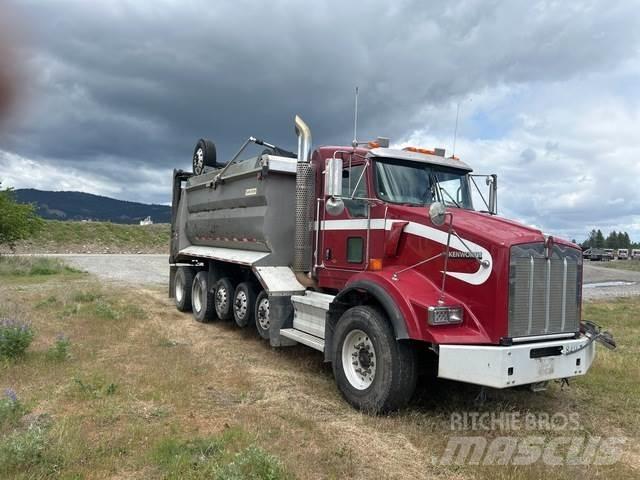 Kenworth T800 Pašizgāzējs