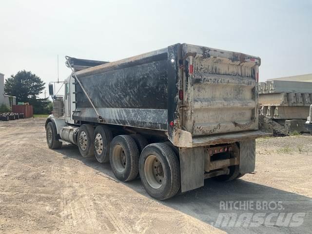 Kenworth T800 Pašizgāzējs
