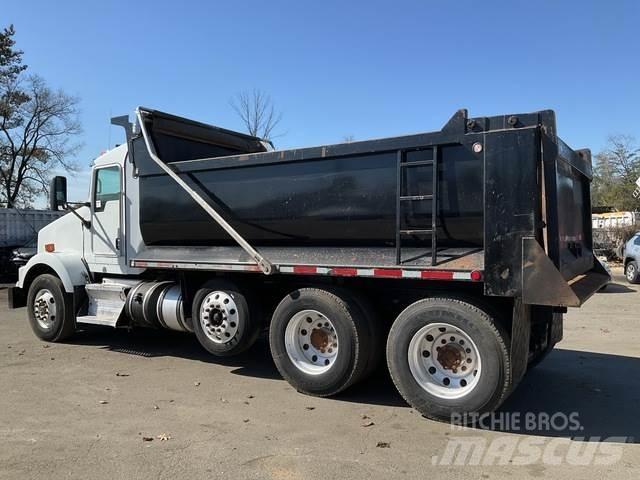 Kenworth T800 Pašizgāzējs