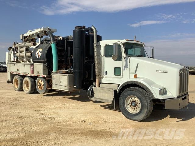 Kenworth T800 Kāpurķēžu ekskavatori