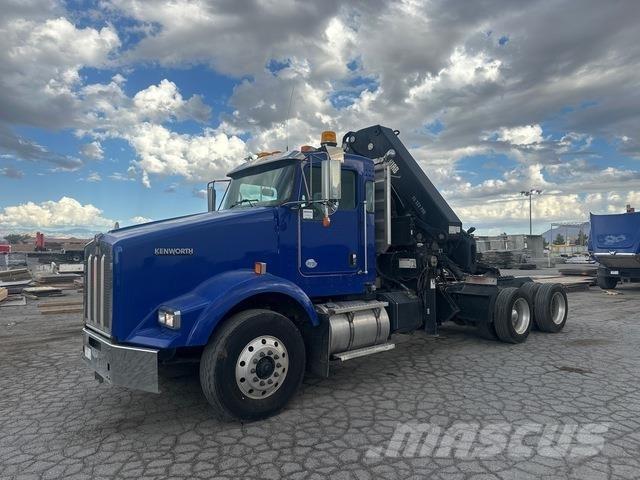 Kenworth T800 Smagās mašīnas ar celtni