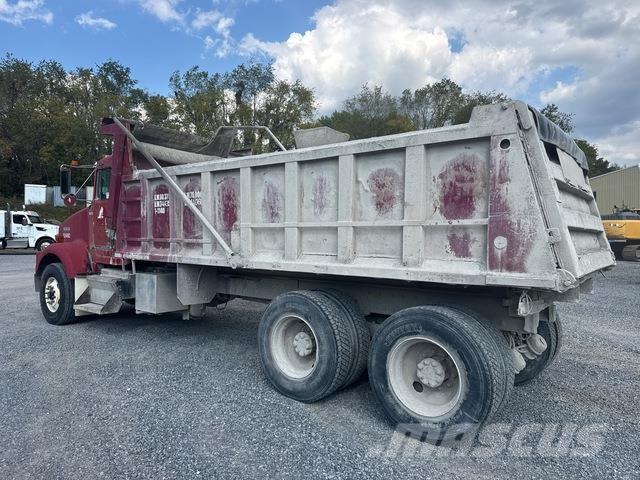 Kenworth T800 Pašizgāzējs