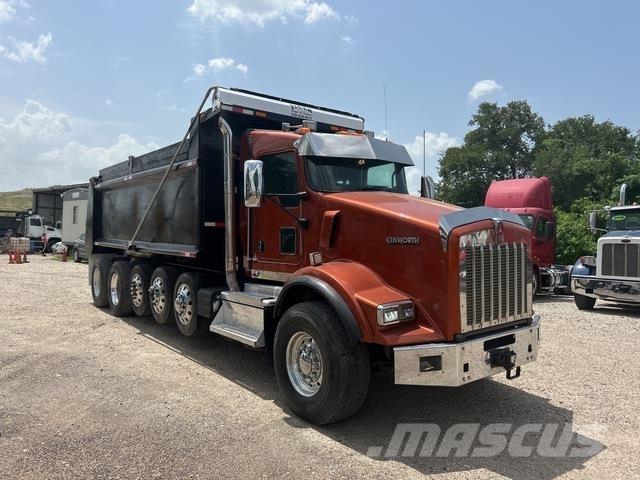 Kenworth T800 Pašizgāzējs