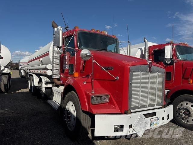 Kenworth T800 Autocisterna