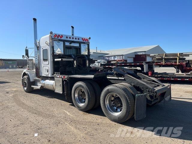 Kenworth T800 Evakuators ar manipulatoru