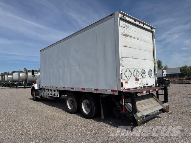 Kenworth T800 Furgons