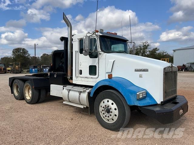 Kenworth T800 Evakuators ar manipulatoru