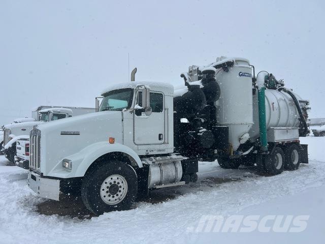 Kenworth T800 Kāpurķēžu ekskavatori
