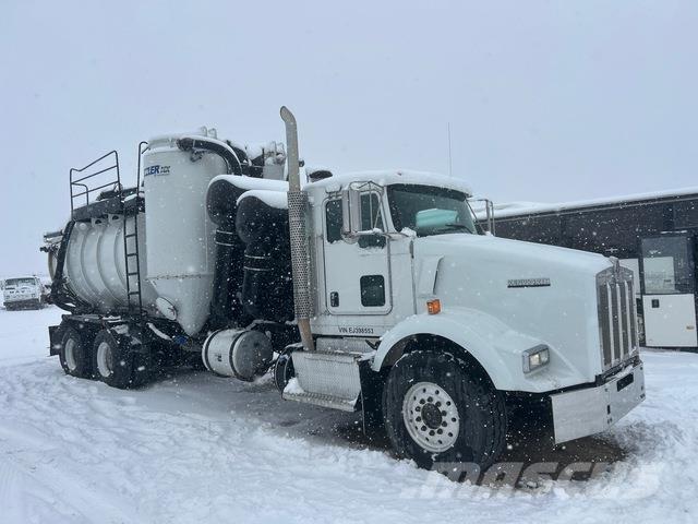 Kenworth T800 Kāpurķēžu ekskavatori