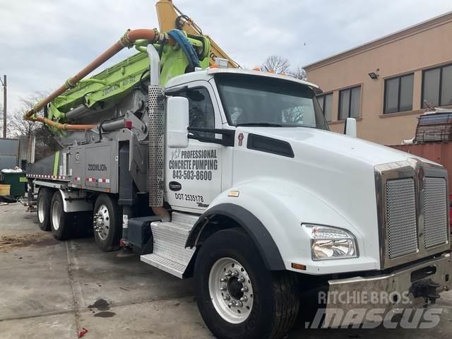 Kenworth T880 Kravas mašīna- betona sūknis