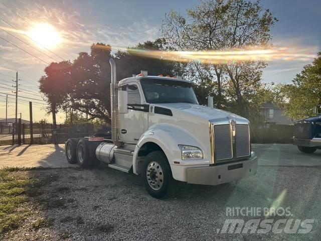 Kenworth T880 Vilcēji