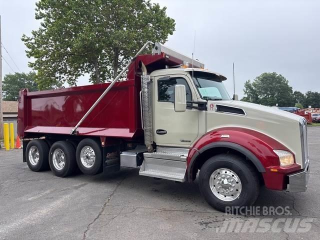Kenworth T880 Pašizgāzējs