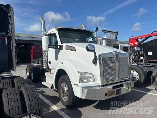 Kenworth T880 Vilcēji