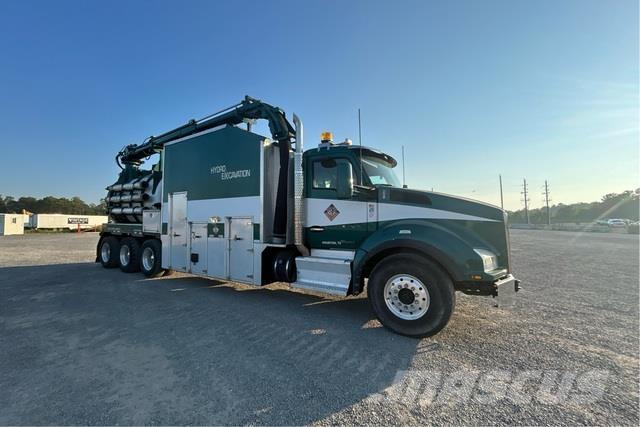 Kenworth T880 Kāpurķēžu ekskavatori