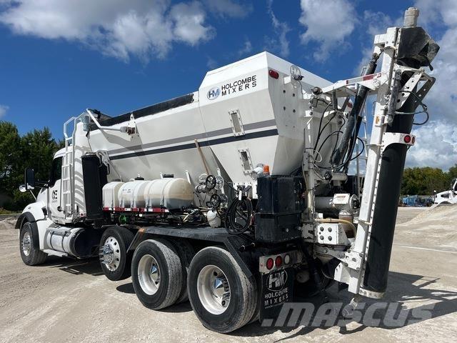 Kenworth T880 Betonvedēji