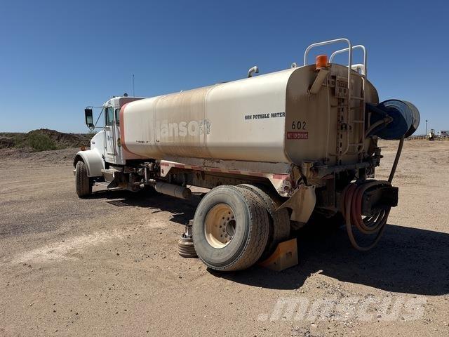 Kenworth W900 Ūdens mašīnas