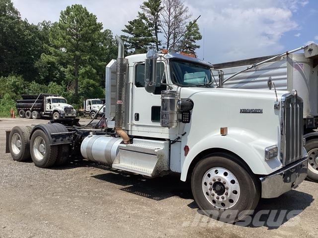 Kenworth W900 Vilcēji