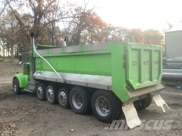 Kenworth W900 Pašizgāzējs