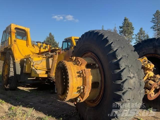 Komatsu 330M Artikulētie pašizgāzēji