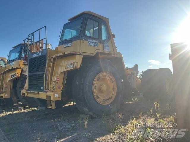 Komatsu 330M Artikulētie pašizgāzēji