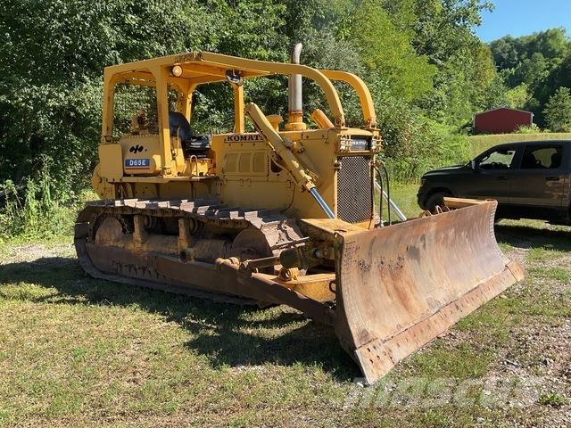 Komatsu D65E-6 Kāpurķēžu buldozeri