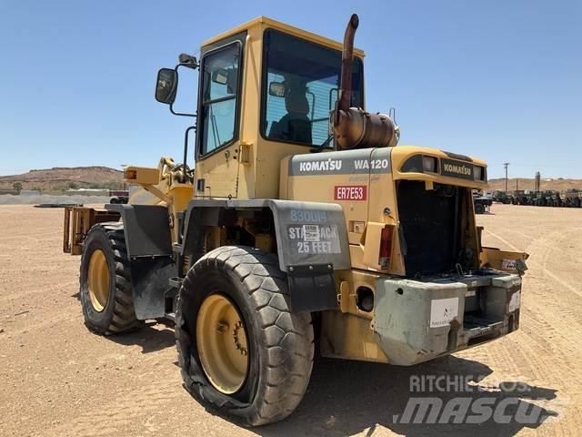 Komatsu WA120 Iekrāvēji uz riteņiem