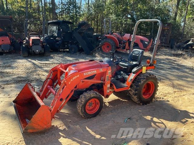 Kubota B2320DT Kompaktie traktori