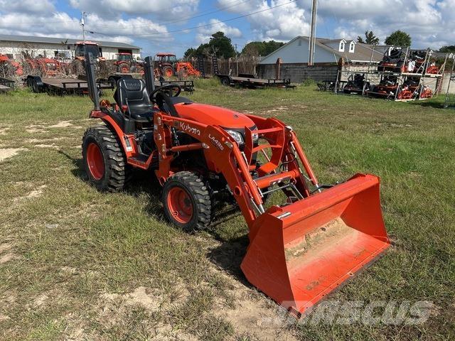 Kubota B2401DT Kompaktie traktori