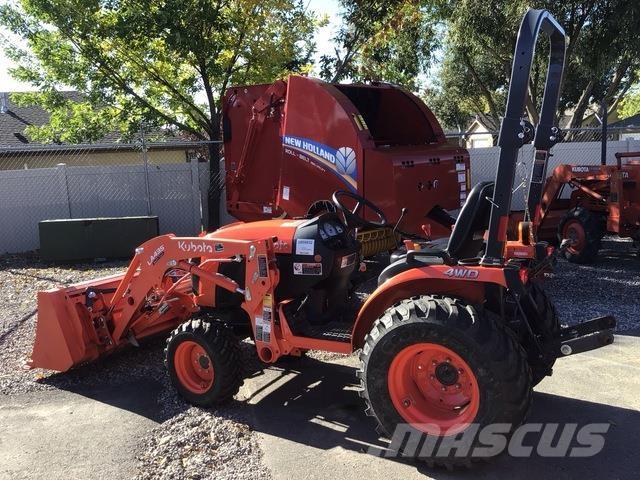 Kubota B2401DT Kompaktie traktori