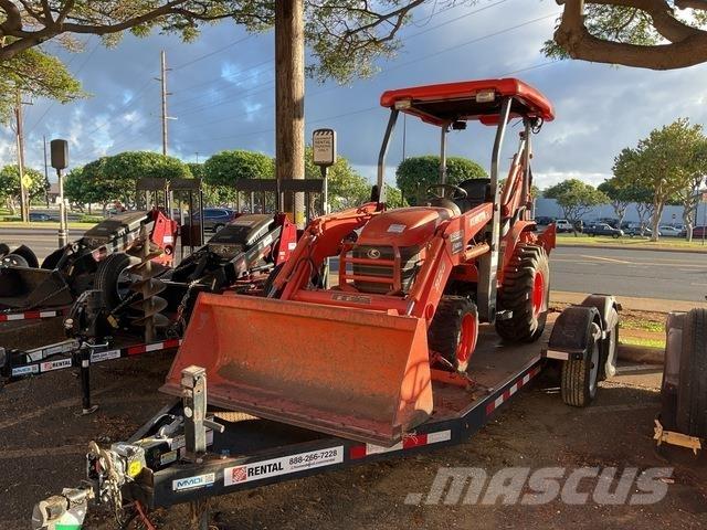 Kubota B26TLB Ekskavatori-iekrāvēji