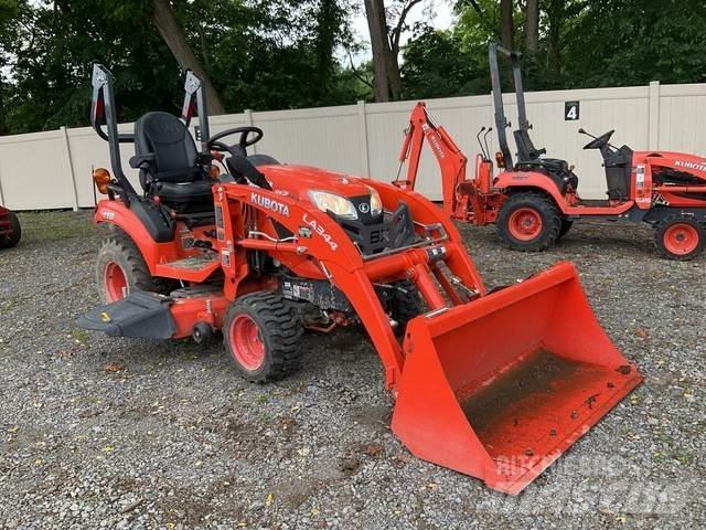 Kubota BX2380V Kompaktie traktori