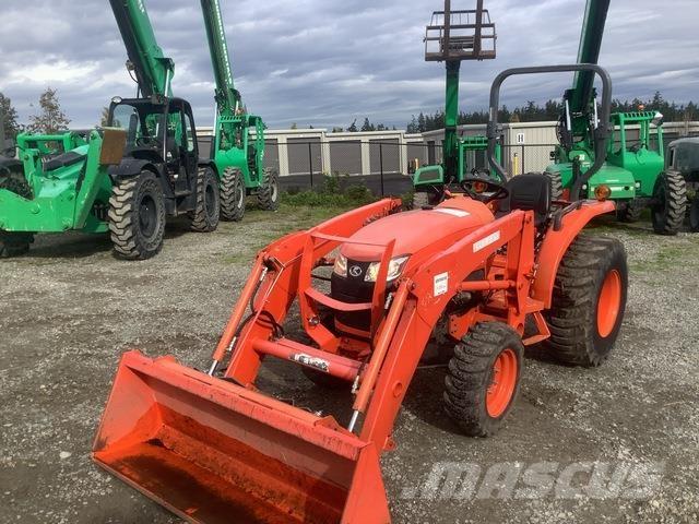 Kubota L2501 Kompaktie traktori